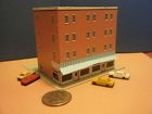 100-4 Pennzee Scale Custom Downtown Building Including Signs