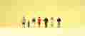 88559 Z Preiser Scale Seven Pedestrians Passers-by Figures