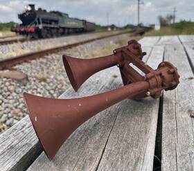 Leslie Rs-2m Vintage Supertyfon Super Tyfon Train Air Horn Whistle Two Chime