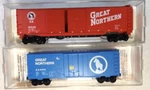 (2) Microtrains Scale Great Northern Boxcars Orig (lot 8243). Fixed Price $23.00.