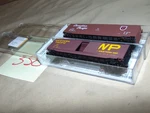 Microtrains 32170 Canadian Pacific + 033 00 180 Wp Foot Boxcar #350. Fixed Price $25.00.