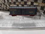 Z Scale Micro Train 50100191 40' Standard Box Car Dd Union Pacific #9147 **new**. Fixed Price $35.00.