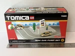 Tomy Tomica Hypercity Mini Gas Pump 70510 Toyota Harrier Playset New Box. Fixed Price $50.00.