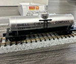 Micro-trains Scale #06500922 39 Single Dome Tank Car Shell Oil Nib. Fixed Price $28.99.