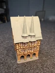 Kibri Z Scale # 36403 Alsfeld Germany Town Hall Building Fully Assembled. Fixed Price $39.99.