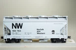 29014 Scale Micro-trains Nw Norfolk And Western Covered Hopper. Fixed Price $29.95.