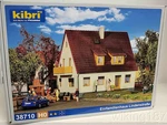 Kibri Marklin #38710 1/87 Scale Kit 2-STORY Single Family House With Attic. Fixed Price $19.99.