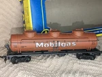 A.h.m. Ho Scale 5480D "mobilgas" 3 Dome Tank Railroad Train Car Nos. Fixed Price $17.05.
