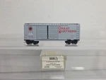 Mtl Scale 23180 Great Northern Circus 40' Boxcar Gn 3345 Micro Trains Lnib (a). Fixed Price $12.95.