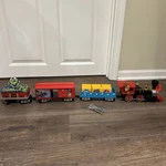 Disney Pixar Toy Story Lionel Train Engine And 3 Cars No Track Controller Euc. Fixed Price $46.99.