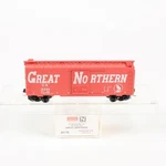 Micro Trains Great Northern 40' Standard Single Door Box Car Circus 20176. Fixed Price $15.99.