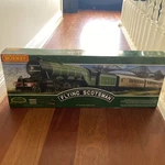 R1255 Hornby The Flying Scotsman 1:76 Scale 00 Gauge Model Train Set Railway. Fixed Price $373.36.